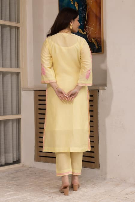 Shop ASRUMO Yellow Chanderi, Organza Embroidery Round Neck Floral Thread Kurta Pant Set at Aza Fashions Shop_ASRUMO_Yellow Chanderi, Organza Embroidery Round Neck Floral Thread Kurta Pant Set _at_Aza_Fashions