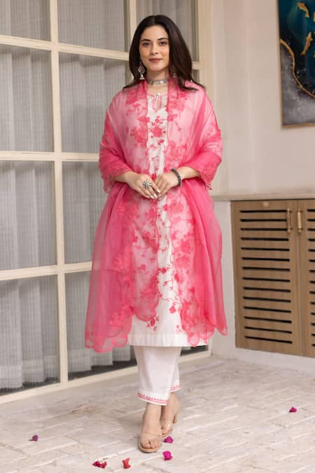 ASRUMO Floral Work Kurta Pant Set 