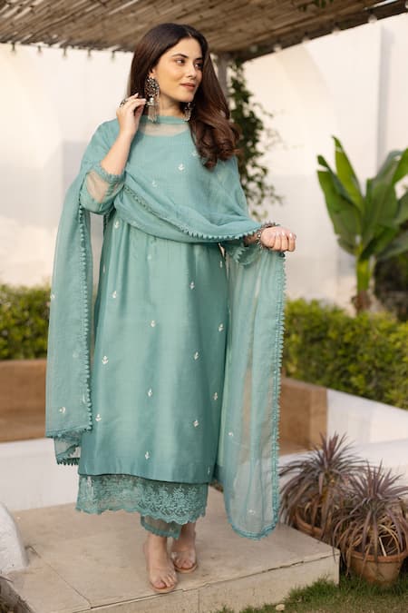 Buy ASRUMO Green Chanderi, Denim Embroidery Round Neck Thread Work Kurta Pant Set Online at Aza Fashions Buy_ASRUMO_Green Chanderi, Denim Embroidery Round Neck Thread Work Kurta Pant Set _Online_at_Aza_Fashions