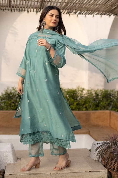 ASRUMO Green Chanderi, Denim Embroidery Round Neck Thread Work Kurta Pant Set at Aza Fashions ASRUMO_Green Chanderi, Denim Embroidery Round Neck Thread Work Kurta Pant Set _at_Aza_Fashions