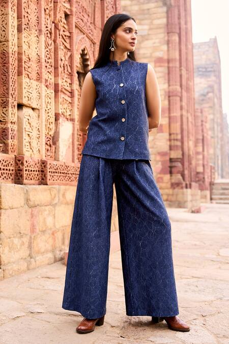 Dash And Dot_Blue Polyester, Spandex Bandeau Neck Floral Pattern Top And Flared Pant Set _at_Aza_Fashions