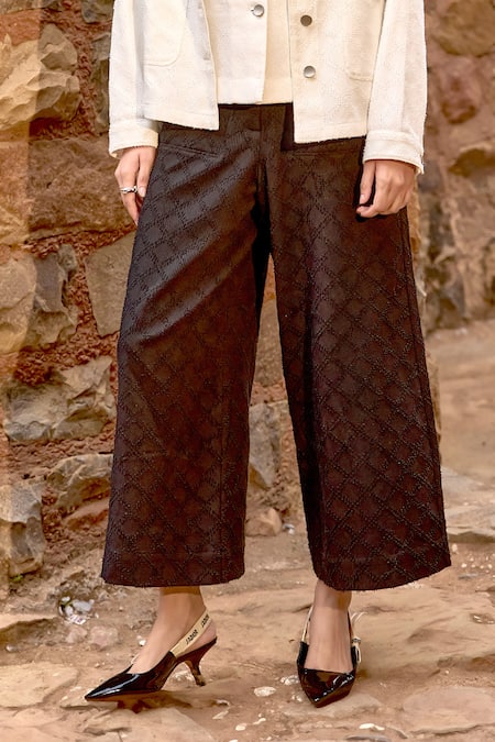 Buy_Dash And Dot_White Cotton Collared Textured Shacket And Wide Legged Pant Set 