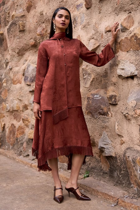 Buy Dash And Dot Brown Polyester Fringe Umber Textured A-line Midi Skirt Online at Aza Fashions Buy_Dash And Dot_Brown Polyester Fringe Umber Textured A-line Midi Skirt _Online_at_Aza_Fashions