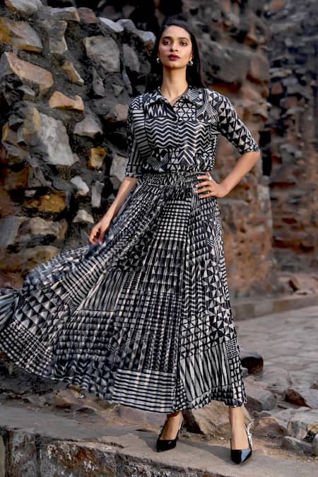 Shop Dash And Dot Multi Color Polyester Tribal Shimmer Pleated Skirt at Aza Fashions Shop_Dash And Dot_Multi Color Polyester Tribal Shimmer Pleated Skirt _at_Aza_Fashions