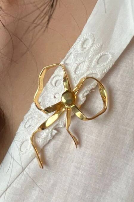 Eurumme Gold Plated Bows Pattern Brooch Online at Aza Fashions Eurumme_Gold Plated Bows Pattern Brooch_Online_at_Aza_Fashions