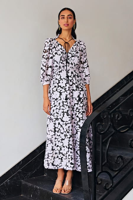 Kay Kay Black Polyester Applique Mesh Dress With Flowers 