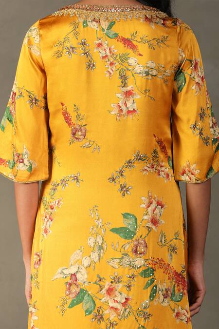 RI.Ritu Kumar_Yellow Silk, Cotton Sequins Round Neck Water Lily Print Kurta Set _at_Aza_Fashions