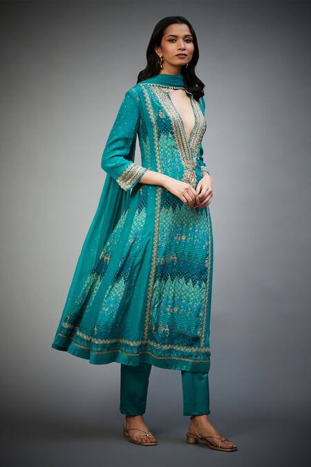 Shop_RI.Ritu Kumar_Green Viscose, Lycra Zari, Embroidery Plunge Neck Geometric Kurta Pant Set _Online_at_Aza_Fashions