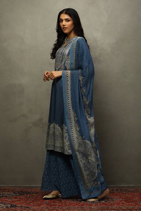 RI.Ritu Kumar Blue Silk Embroidery Split V-neck Bloom Print And Kashida Kurta Set Online at Aza Fashions RI.Ritu Kumar_Blue Silk Embroidery Split V-neck Bloom Print And Kashida Kurta Set _Online_at_Aza_Fashions