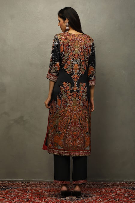 Shop RI.Ritu Kumar Black Silk, Viscose Embroidery, Zari V-neck Blossom Print And Zardozi Kurta Set at Aza Fashions Shop_RI.Ritu Kumar_Black Silk, Viscose Embroidery, Zari V-neck Blossom Print And Zardozi Kurta Set _at_Aza_Fashions