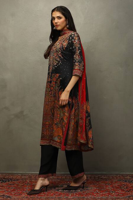 RI.Ritu Kumar Black Silk, Viscose Embroidery, Zari V-neck Blossom Print And Zardozi Kurta Set Online at Aza Fashions RI.Ritu Kumar_Black Silk, Viscose Embroidery, Zari V-neck Blossom Print And Zardozi Kurta Set _Online_at_Aza_Fashions