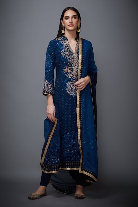 RI.Ritu Kumar Blue Kurta 100% Viscose Print Bandhani Mandarin And Zardozi Embroidered Set 