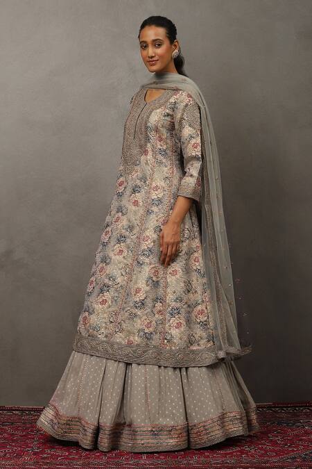 Buy RI.Ritu Kumar Gray Polyester, Silk Sequins, Zari, Embroidery Round Floral Kurta Lehenga Set Online at Aza Fashions Buy_RI.Ritu Kumar_Gray Polyester, Silk Sequins, Zari, Embroidery Round Floral Kurta Lehenga Set _Online_at_Aza_Fashions