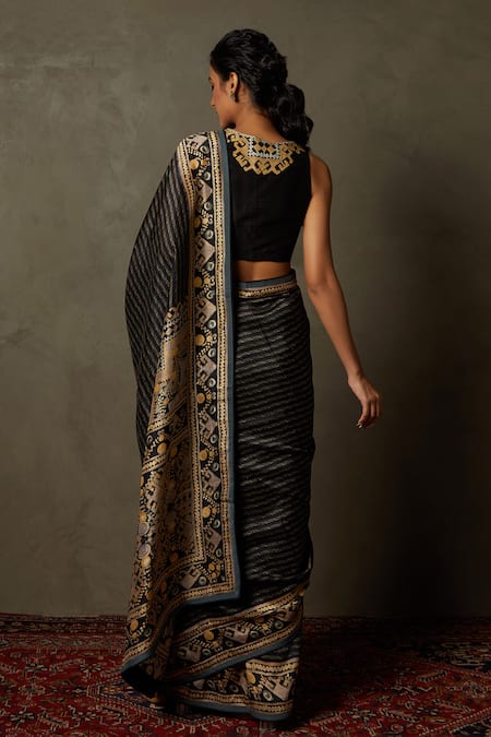 RI.Ritu Kumar Black Abstract Print Saree With Blouse