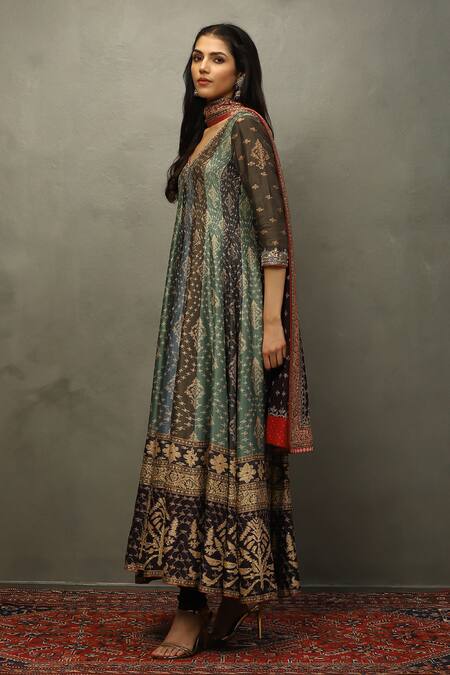 RI.Ritu Kumar_Green Viscose, Lycra Embroidery, Sequins, Zari V-neck Floral Woven Anarkali Set _Online_at_Aza_Fashions