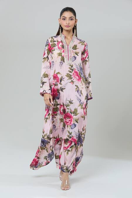 Buy_Kashmiraa_Pink Silk Sequins, Cut Work Mandarin Collar Floral Print Embroidered Kurta Set 