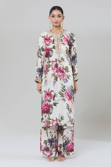 Shop_Kashmiraa_Ivory Silk, Chiffon Round Neck Rose Printed Kurta Set With Dupatta _Online_at_Aza_Fashions