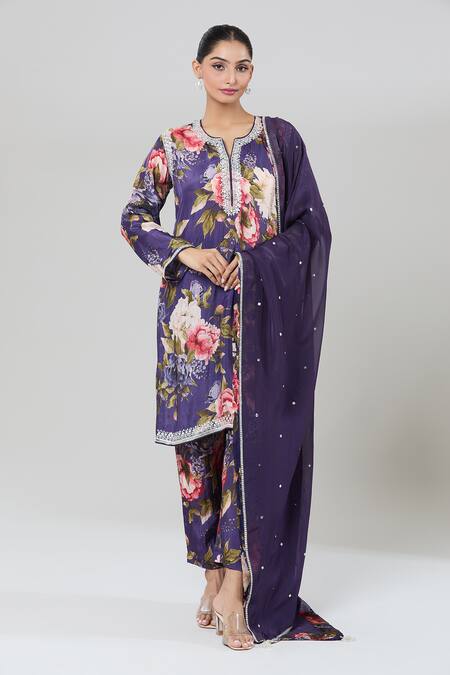 Kashmiraa_Purple Silk Sequins, Zari Split V-neck Floral Zardozi Embroidered Kurta Set _Online_at_Aza_Fashions