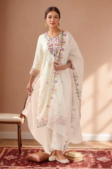 Samyukta Singhania Floral Embroidered Cream Kurta Set 