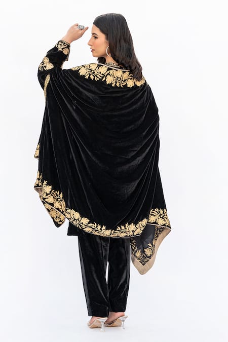 Daljit Sudan Aari Embroidered Black Cape Kurta Set