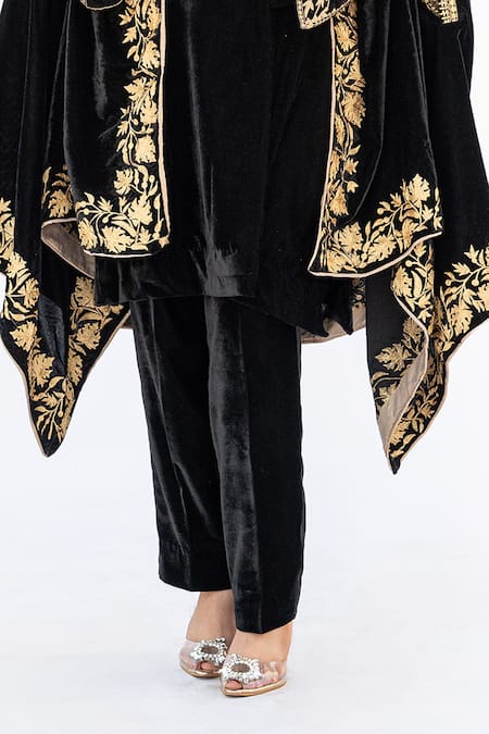 Shop_Daljit Sudan_Black Velvet Embroidery Bandeau Neck Aari Cape Kurta Set _Online_at_Aza_Fashions