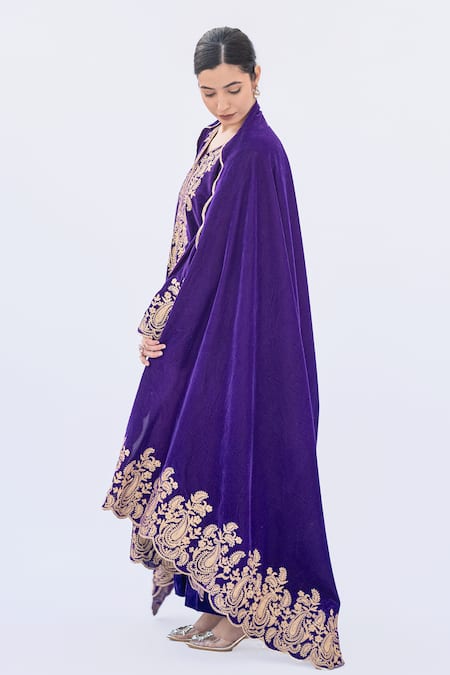 Shop Daljit Sudan Purple Velvet Embroidery Paisley Aari Kurta Set at Aza Fashions Shop_Daljit Sudan_Purple Velvet Embroidery Paisley Aari Kurta Set _at_Aza_Fashions