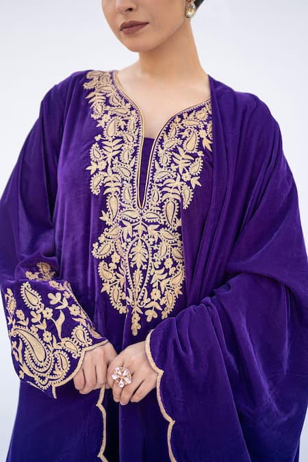 Shop Daljit Sudan Purple Velvet Embroidery Paisley Aari Kurta Set Online at Aza Fashions Shop_Daljit Sudan_Purple Velvet Embroidery Paisley Aari Kurta Set _Online_at_Aza_Fashions
