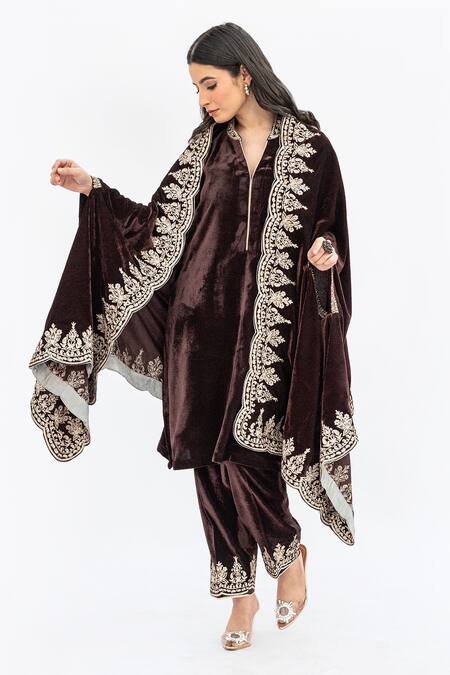 Daljit Sudan Brown Velvet Embroidery, Applique Mandarin Collar Cutwork Cape And Kurta Set Online at Aza Fashions Daljit Sudan_Brown Velvet Embroidery, Applique Mandarin Collar Cutwork Cape And Kurta Set _Online_at_Aza_Fashions
