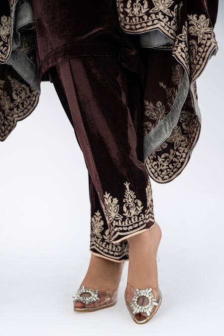 Daljit Sudan Brown Velvet Embroidery, Applique Mandarin Collar Cutwork Cape And Kurta Set at Aza Fashions Daljit Sudan_Brown Velvet Embroidery, Applique Mandarin Collar Cutwork Cape And Kurta Set _at_Aza_Fashions