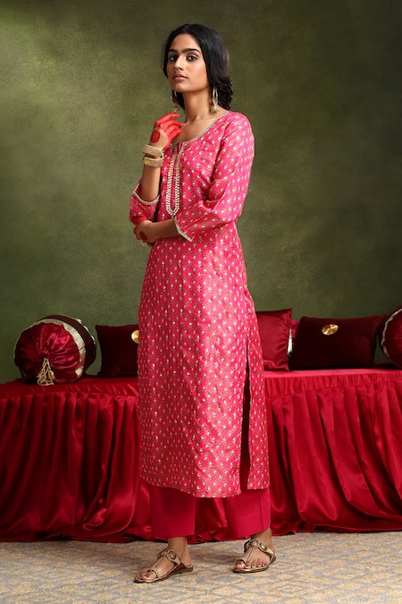 Shop Karaj Jaipur Pink Chanderi, Cotton Gota Patti Round Neck Bloom Motif Print Kurta Pant Set Online at Aza Fashions Shop_Karaj Jaipur_Pink Chanderi, Cotton Gota Patti Round Neck Bloom Motif Print Kurta Pant Set_Online_at_Aza_Fashions