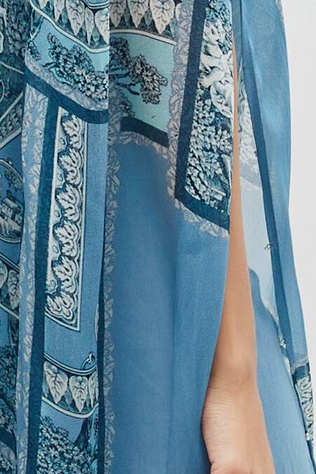She'll Blue Georgette, Cotton Pearls Round Neck Slate Vintage Print Kaftan With Inner Online at Aza Fashions She'll_Blue Georgette, Cotton Pearls Round Neck Slate Vintage Print Kaftan With Inner _Online_at_Aza_Fashions