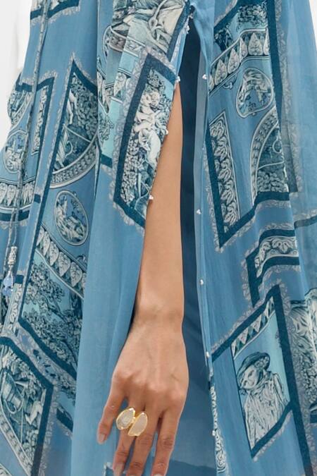 Shop She'll Blue Georgette, Cotton Pearls Round Neck Slate Vintage Print Kaftan With Inner Online at Aza Fashions Shop_She'll_Blue Georgette, Cotton Pearls Round Neck Slate Vintage Print Kaftan With Inner _Online_at_Aza_Fashions