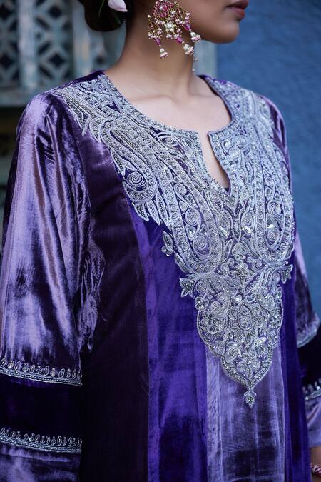 Shalkii_Purple Velvet, Cotton Sequins, Embroidery Split V-neck Paisley Kurta Set _at_Aza_Fashions