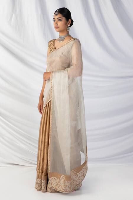 Latha Puttanna_Gold Silk Organza, Kota Doria Zari, Pearls Paisley Applique Border Saree Set_Online_at_Aza_Fashions