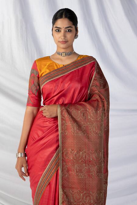 Latha Puttanna Pink Tussar, Wool Embroidery Round Neck Temple Woven Border Saree And Blouse at Aza Fashions Latha Puttanna_Pink Tussar, Wool Embroidery Round Neck Temple Woven Border Saree And Blouse_at_Aza_Fashions