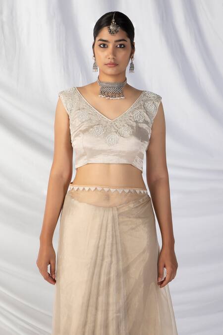 Buy_Latha Puttanna_Gold Silk Organza, Kota Doria Pearls, Paisley Bloom Applique Border Saree Set