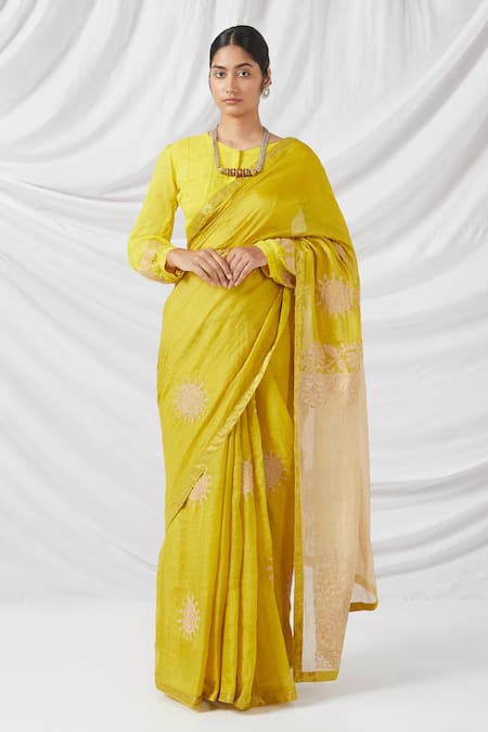 Latha Puttanna Floral Applique Yellow Saree With Blouse 