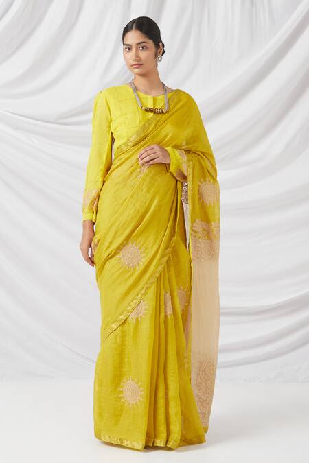 Latha Puttanna_Yellow Silk, Tissue Applique, Embroidery V-neck Floral Saree With Blouse_Online_at_Aza_Fashions
