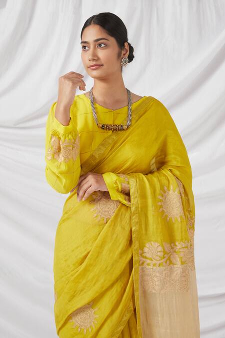 Latha Puttanna_Yellow Silk, Tissue Applique, Embroidery V-neck Floral Saree With Blouse_at_Aza_Fashions