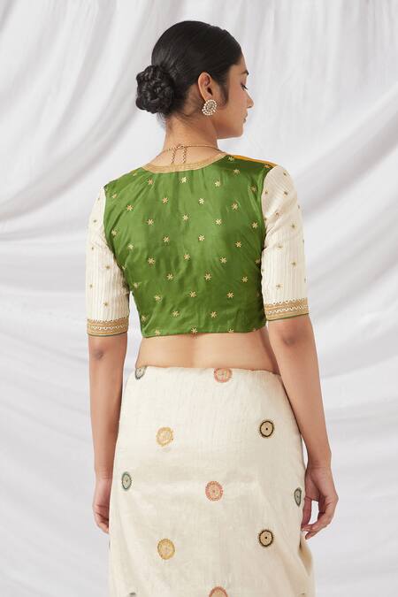 Buy_Latha Puttanna_White Silk Applique, Embroidery, Zari Scoop Kalamkari Print And Woven Saree Set_Online_at_Aza_Fashions