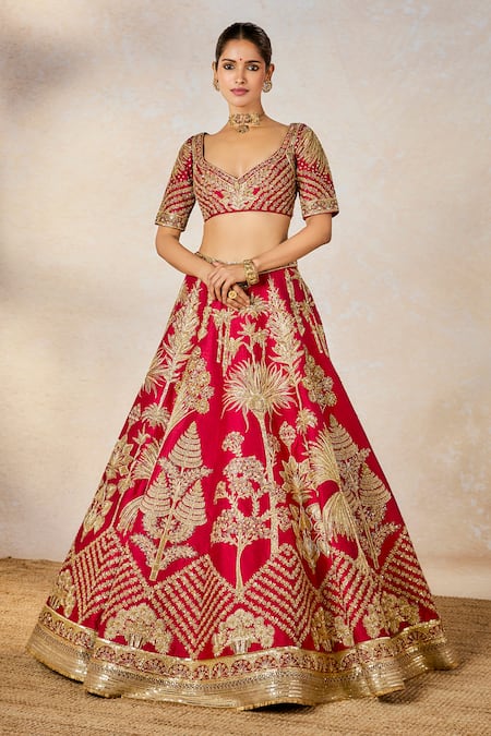 Masaba_Red , Organza Diamonds V-neck The Aalu Bukhara Bridal Lehenga Set _at_Aza_Fashions