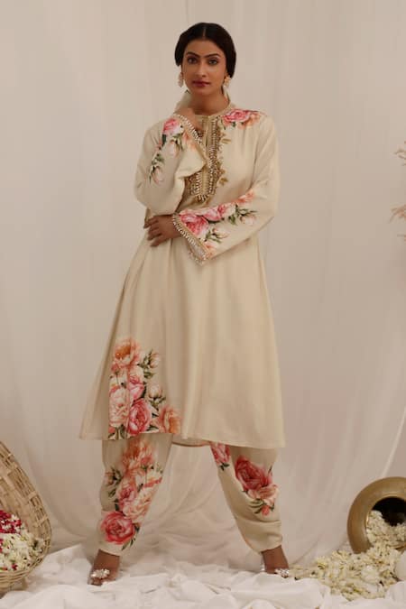 Buy_Surkh Syahi_Beige Muslin Beads Collared Gul Kand Print Kurta Salwar Set _Online_at_Aza_Fashions