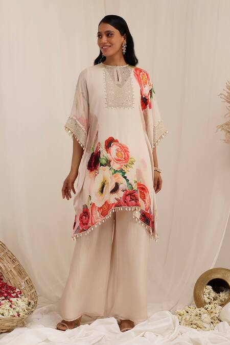 Surkh Syahi_Peach Chiffon Beads Keyhole Neck Gul Dasta Print Kurta Palazzo Set _at_Aza_Fashions