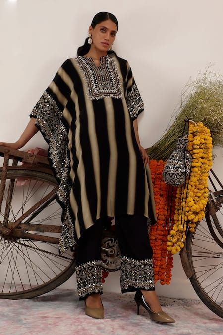 Surkh Syahi_Beige Crepe Mirrors, Sequins Split V-neck And Black Striped Floret Kaftan Set _at_Aza_Fashions
