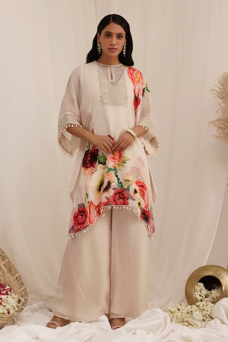 Buy_Surkh Syahi_Peach Chiffon Beads Keyhole Neck Gul Dasta Print Kurta Palazzo Set 