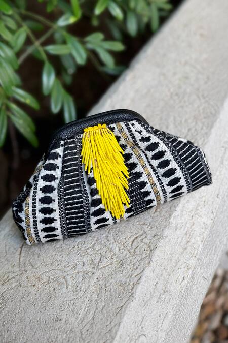 Bhavna Kumar Black Tassels, Embroidery Thread Woven Clutch With Online at Aza Fashions Bhavna Kumar_Black Tassels, Embroidery Thread Woven Clutch With_Online_at_Aza_Fashions