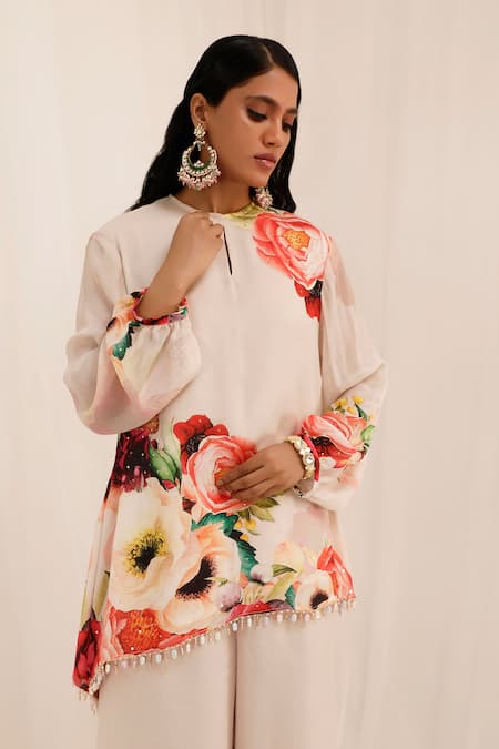 Surkh Syahi_Peach Chiffon Beads Collared Gul Dasta Print Tunic And Palazzo Set _at_Aza_Fashions