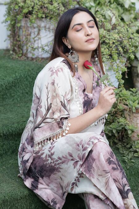 Surkh Syahi_Pink Linen Embroidery V-neck Floral Print Kaftan And Palazzo Set _at_Aza_Fashions