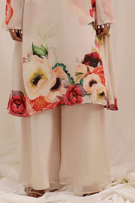 Shop_Surkh Syahi_Peach Chiffon Beads V-neck Gul Dasta Print Kurta And Palazzo Set _Online_at_Aza_Fashions