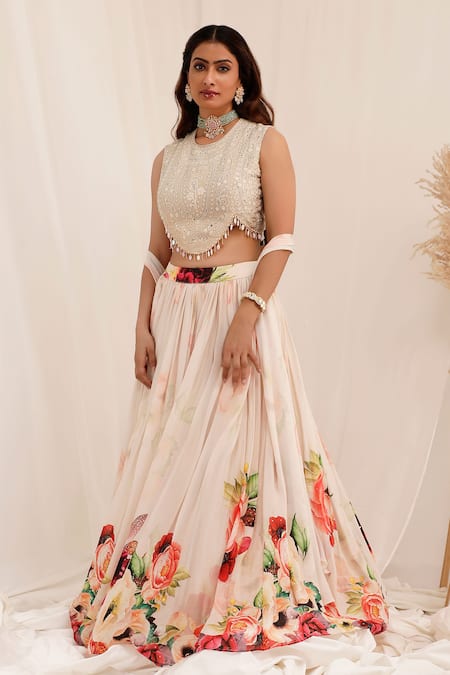 Surkh Syahi Gul Dasta Print Peach Lehenga Set 
